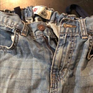 Levis 550